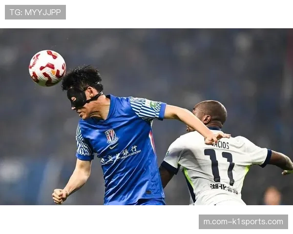 浦项铁人利用直塞渗透防线 申花造越位战术执行不够统一